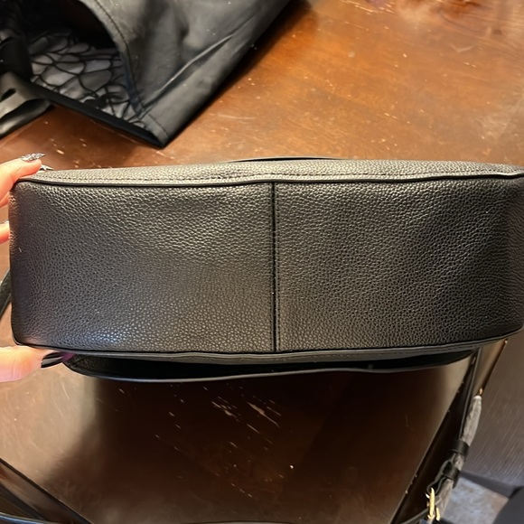 Coach Turnlock Hobo - Picture 4 of 8